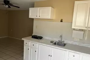 50 Midwest Pkwy, Sarasota, FL 34232 - Photo 19