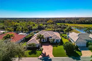 10816 Winding Stream Way, Bradenton, FL 34212 - Photo 3