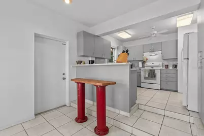 1602 27th Street W, Bradenton, FL 34205 - Photo 5