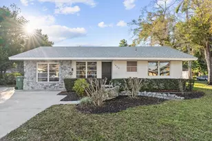 1602 27th St W, Bradenton, FL 34205 - Photo 1