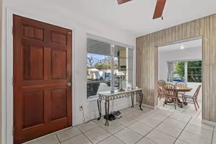 1602 27th St W, Bradenton, FL 34205 - Photo 7