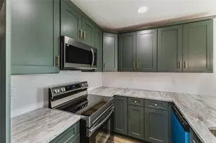 6254 Spinnaker Blvd, Englewood, FL 34224 - Photo 9