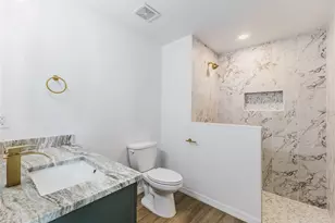 6254 Spinnaker Blvd, Englewood, FL 34224 - Photo 13