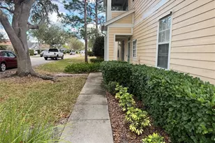 6315 Rosefinch Ct, Lakewood Ranch, FL 34202 - Photo 5