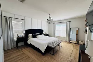 15207 Searobbin Dr, Lakewood Ranch, FL 34202 - Photo 13