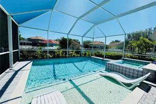 15207 Searobbin Dr, Lakewood Ranch, FL 34202 - Photo 3