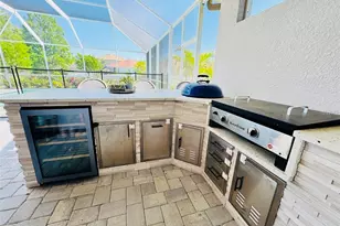 15207 Searobbin Dr, Lakewood Ranch, FL 34202 - Photo 5