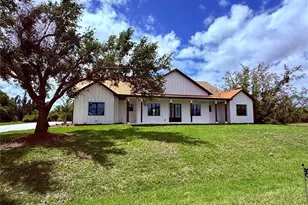 520 Woodstork Ln, Punta Gorda, FL 33982 - Photo 1