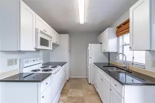 1712 Silver Creek Ct, Orlando, FL 32807 - Photo 7