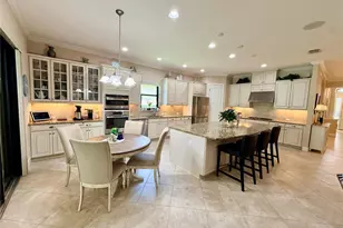 10107 Wicker Park Pl, Palmetto, FL 34221 - Photo 9