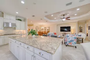 10107 Wicker Park Pl, Palmetto, FL 34221 - Photo 11