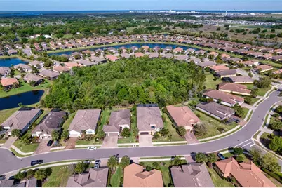 10107 Wicker Park Place, Palmetto, FL 34221 - Photo 57