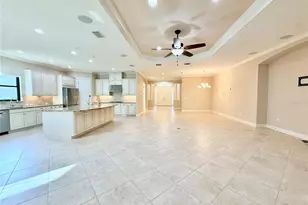 10107 Wicker Park Pl, Palmetto, FL 34221 - Photo 9