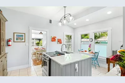 112 16th Street W, Bradenton, FL 34205 - Photo 15