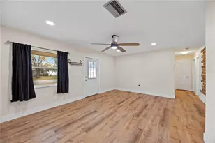 4112 36th St W, Bradenton, FL 34205 - Photo 3