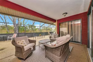 4689 Oak Forest Dr E, Sarasota, FL 34231 - Photo 35