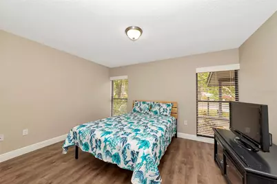 4689 Oak Forest Drive E #1, Sarasota, FL 34231 - Photo 27