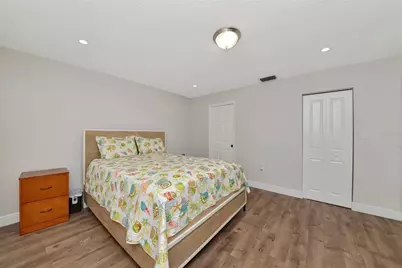 4689 Oak Forest Drive E #1, Sarasota, FL 34231 - Photo 23