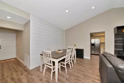 4689 Oak Forest Drive E #1, Sarasota, FL 34231 - Photo 5