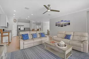 10209 Fiddlewood Dr, Venice, FL 34293 - Photo 11