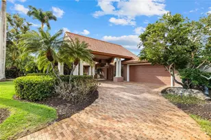 1749 Sandalwood Dr, Sarasota, FL 34231 - Photo 3