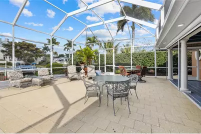 1749 Sandalwood Drive, Sarasota, FL 34231 - Photo 41