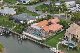 1749 Sandalwood Dr, Sarasota, FL 34231 - Photo 47