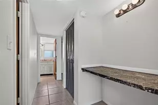 245 Center Rd, Venice, FL 34285 - Photo 25