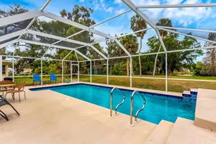 3645 Meridale Rd, Sarasota, FL 34238 - Photo 3