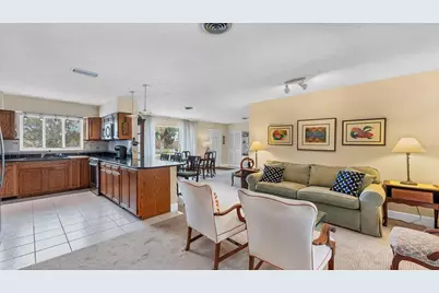 3645 Meridale Road, Sarasota, FL 34238 - Photo 5