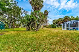 3645 Meridale Rd, Sarasota, FL 34238 - Photo 27