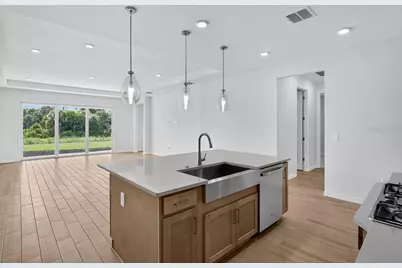 10839 Eclipse Street, Sarasota, FL 34241 - Photo 9