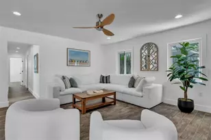 155 Crescent Dr, Anna Maria, FL 34216 - Photo 17