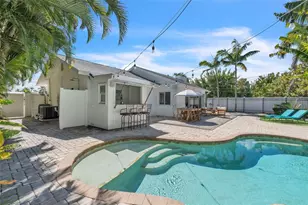 155 Crescent Dr, Anna Maria, FL 34216 - Photo 45