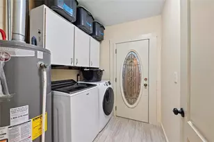 941 Virginia Dr, Sarasota, FL 34234 - Photo 87