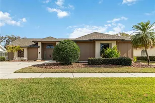 4364 Presidential Ave Cir E, Bradenton, FL 34203 - Photo 3