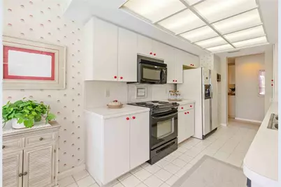 4364 Presidential Avenue Circle E, Bradenton, FL 34203 - Photo 13