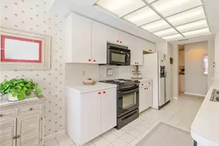 4364 Presidential Ave Cir E, Bradenton, FL 34203 - Photo 13