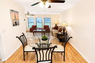 1526 Georgetowne Ln, Sarasota, FL 34232 - Photo 13
