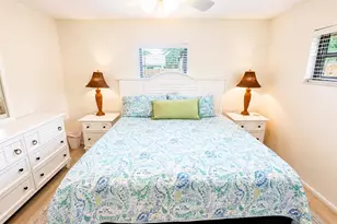 1526 Georgetowne Ln, Sarasota, FL 34232 - Photo 23