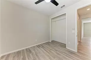 3519 74th Ave Cir E, Sarasota, FL 34243 - Photo 29