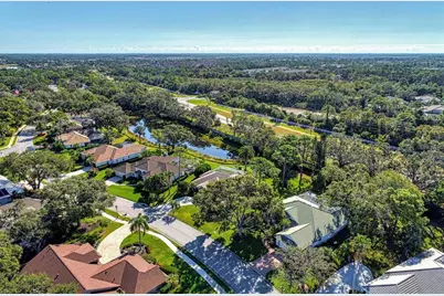 8684 Woodbriar Drive, Sarasota, FL 34238 - Photo 35