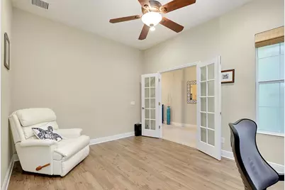 12235 Thornhill Court, Lakewood Ranch, FL 34202 - Photo 15