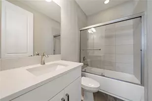 4749 Antrim Dr, Sarasota, FL 34240 - Photo 47