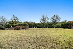 4749 Antrim Dr, Sarasota, FL 34240 - Photo 51