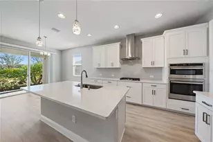 4749 Antrim Dr, Sarasota, FL 34240 - Photo 11