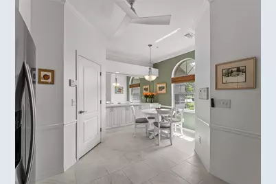 5204 Mahogany Run Avenue, Sarasota, FL 34241 - Photo 11