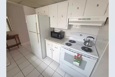 2727 75th St W #7A2, Bradenton, FL 34209 - Photo 7