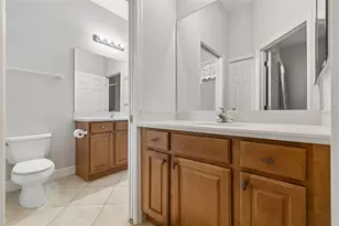 8235 Miramar Way, Lakewood Ranch, FL 34202 - Photo 17