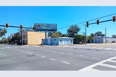 904 7th Avenue E, Bradenton, FL 34208 - Photo 1